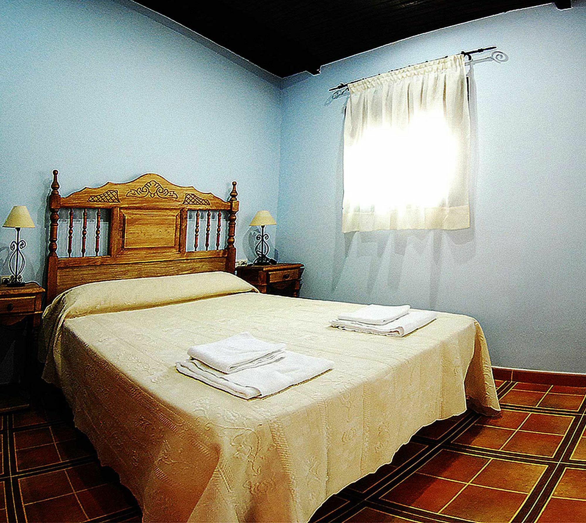 Apartamentos Valle Del Jerte El Huerto Del Cura Cabezuela Del Valle Luaran gambar
